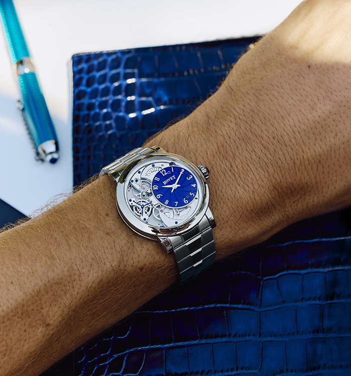 bovet-dimier-recital12-blue-lifestyle-titanium-detail4