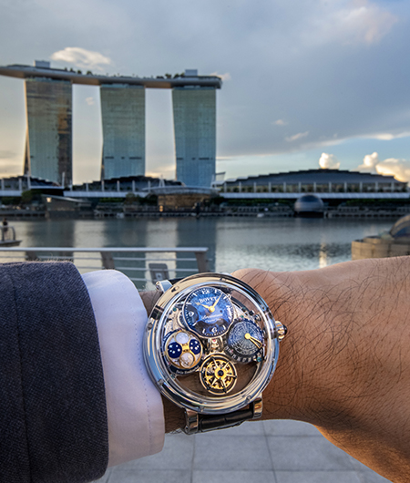 bovet-dimier-recital26-chapter2-blue-lifestyle-saphire-gallery-02